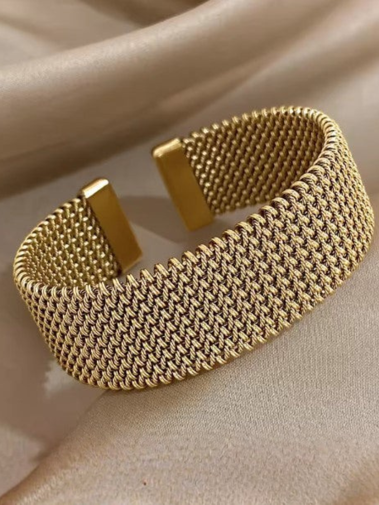 LIANA BRAIDED MESH BRACELET